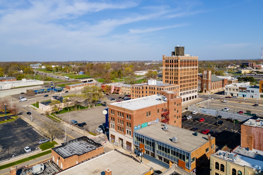 50 Wayne St, Pontiac, MI for sale - Building Photo - Image 2 of 3