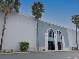 Plus de détails pour 10712-10748 Bloomfield Ave, Santa Fe Springs, CA - Industriel à louer