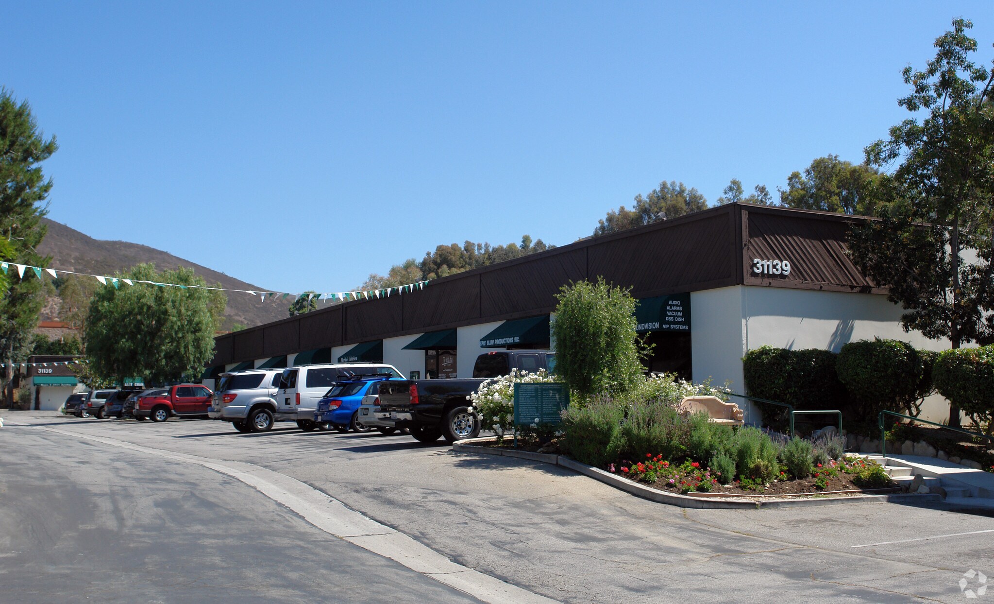 31139 Via Colinas, Westlake Village, CA for sale Primary Photo- Image 1 of 1