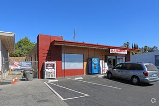 More details for Owner-User & Investment Opportunity – Retail for Sale, Vista, CA