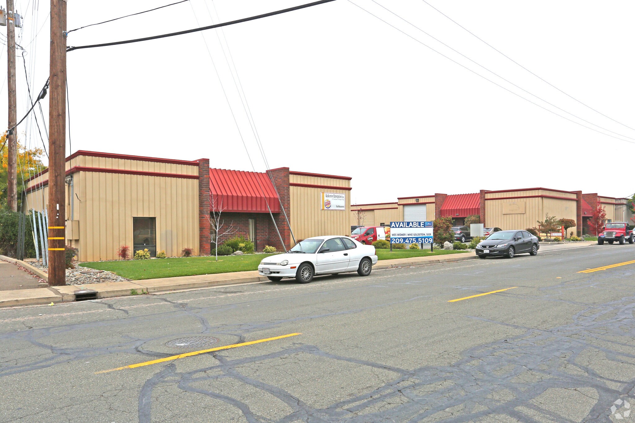 1351 E Pine St, Lodi, CA for lease Primary Photo- Image 1 of 6