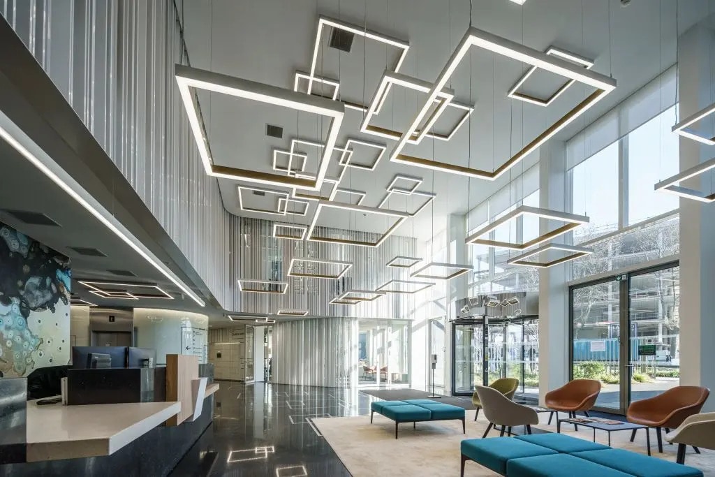 113 Rue Jean Marin Naudin, Bagneux for lease Lobby- Image 1 of 4