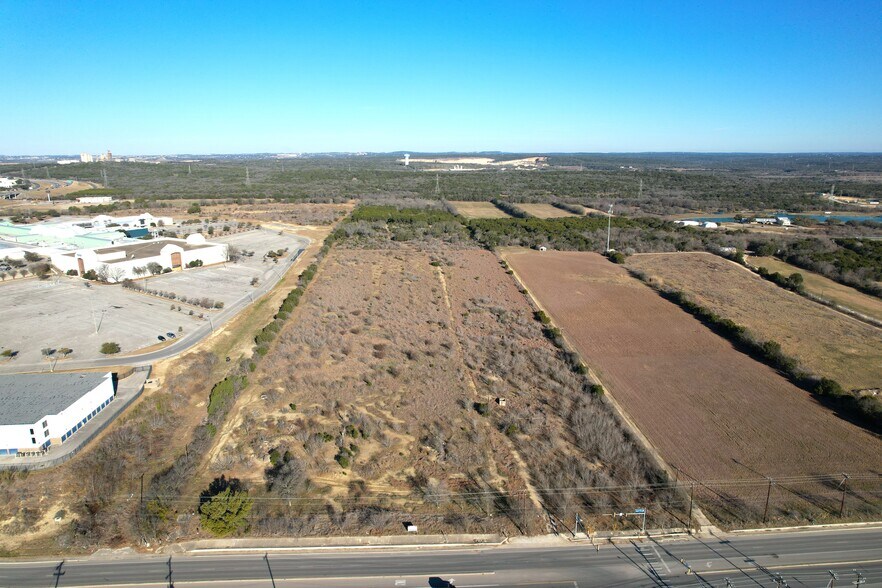 17097 Nacogdoches Rd, San Antonio, TX à vendre - Photo du bâtiment - Image 3 de 9