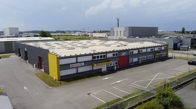 9 Avenue Du Maréchal De Lattre De Tassigny, Meyzieu, RHO - AERIAL map view