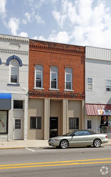 203 S Detroit St, Lagrange, IN for sale - Primary Photo - Image 1 of 2