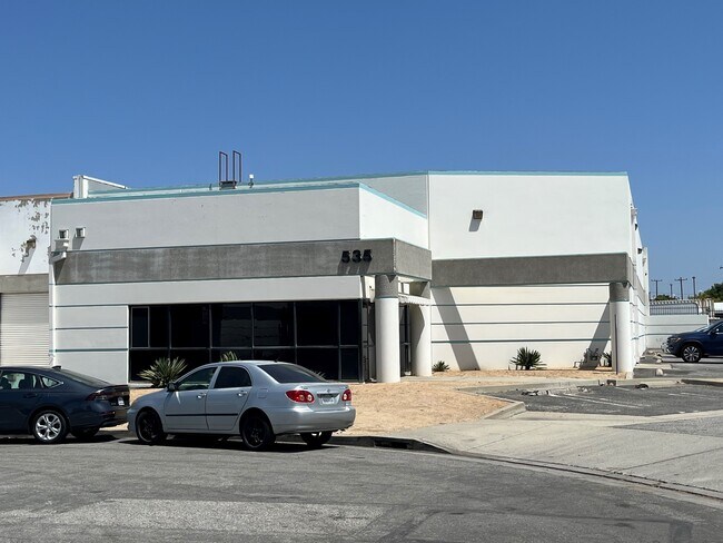 Plus de détails pour 535 Finney Ct, Gardena, CA - Industriel à louer