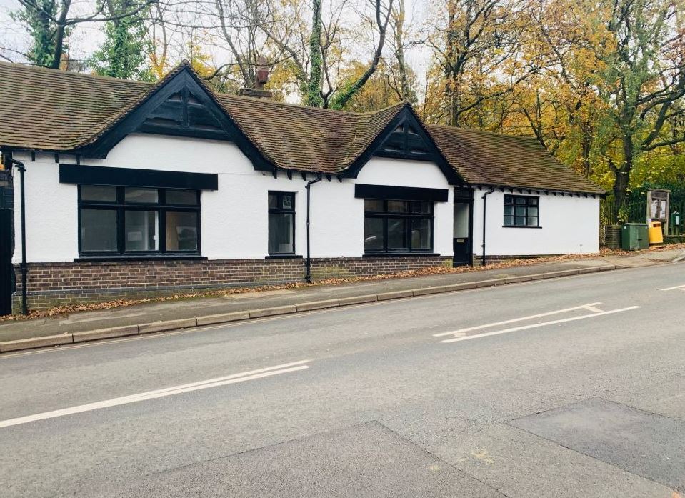 7-9 Station Appr, Tadworth for lease Primary Photo- Image 1 of 2