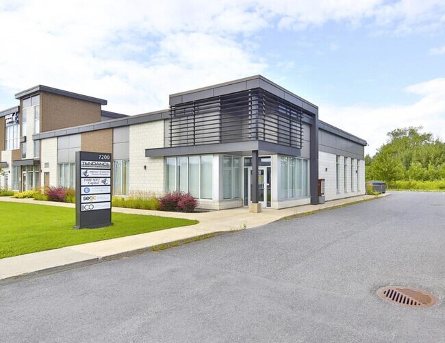 Plus de détails pour 7170-7200 Blvd Grande-Allée, Longueuil, QC - Bureau à louer