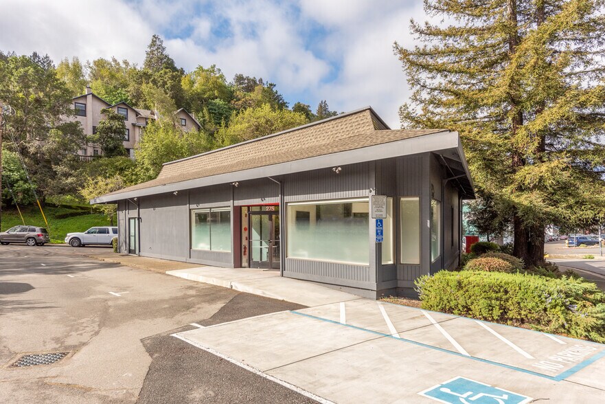 275 Greenfield Ave, San Anselmo, CA à louer - Photo du bâtiment - Image 3 de 13