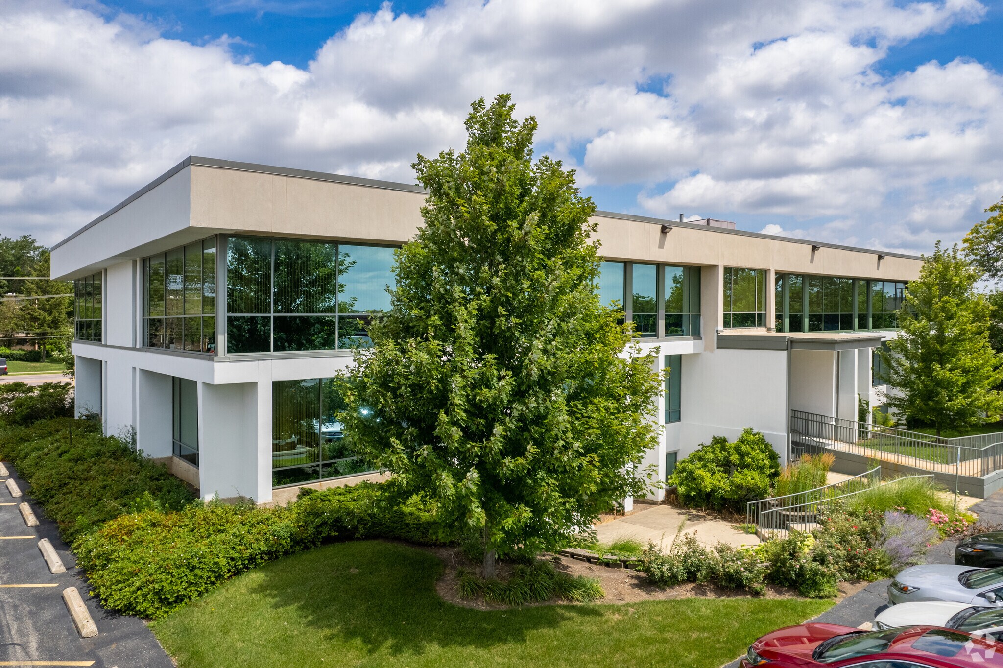 2775 Algonquin Rd, Rolling Meadows, IL à louer Photo du bâtiment- Image 1 de 10