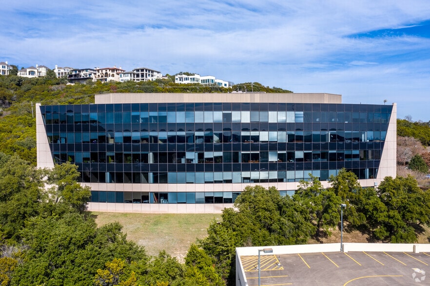 6300 Bridgepoint Pky, Austin, TX for lease - Building Photo - Image 2 of 21