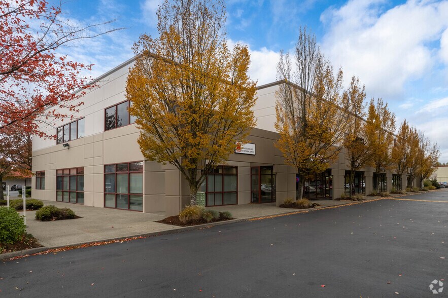 841 Central Ave N, Kent, WA à vendre - Photo du bâtiment - Image 2 de 15