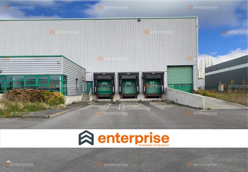 Industrial in Seclin for lease - Building Photo - Image 1 of 1