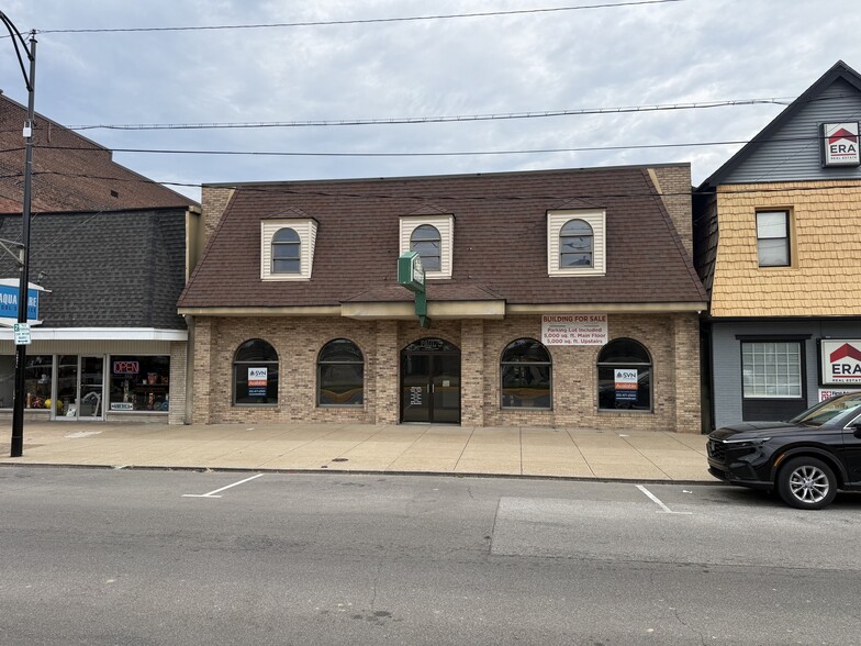 2225 W Franklin St, Evansville, IN for sale - Building Photo - Image 3 of 36