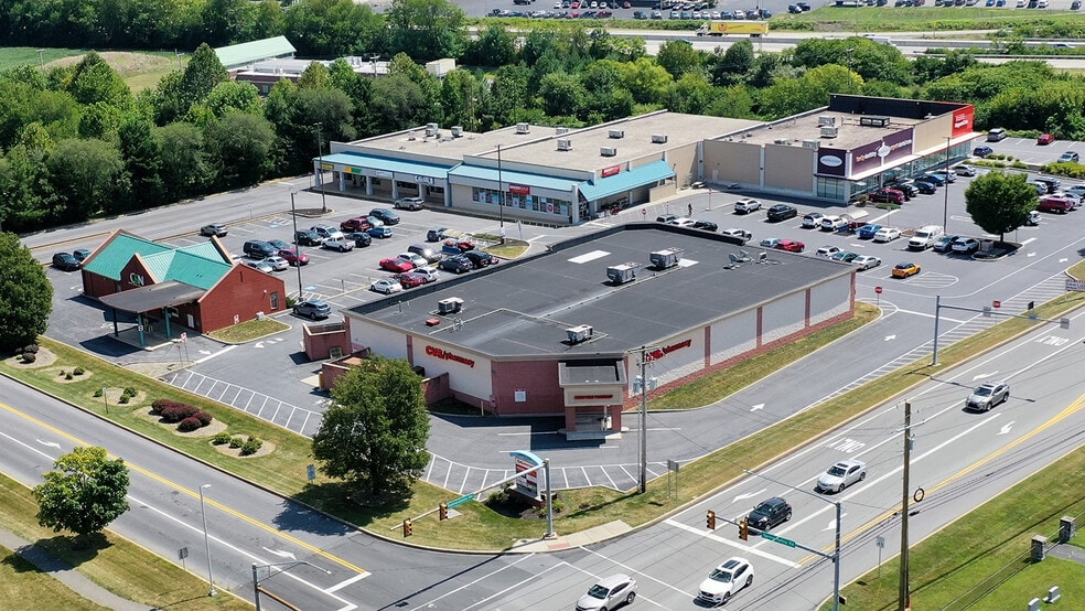 2100-2110 Spring Valley Rd, Lancaster, PA à louer - Photo du bâtiment - Image 2 de 8