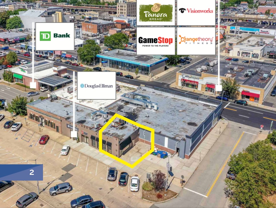 310 Merrick Rd, Rockville Centre, NY for lease Building Photo- Image 1 of 18