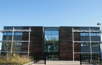 2 Veridon Way, Erith for lease Building Photo- Image 2 of 8