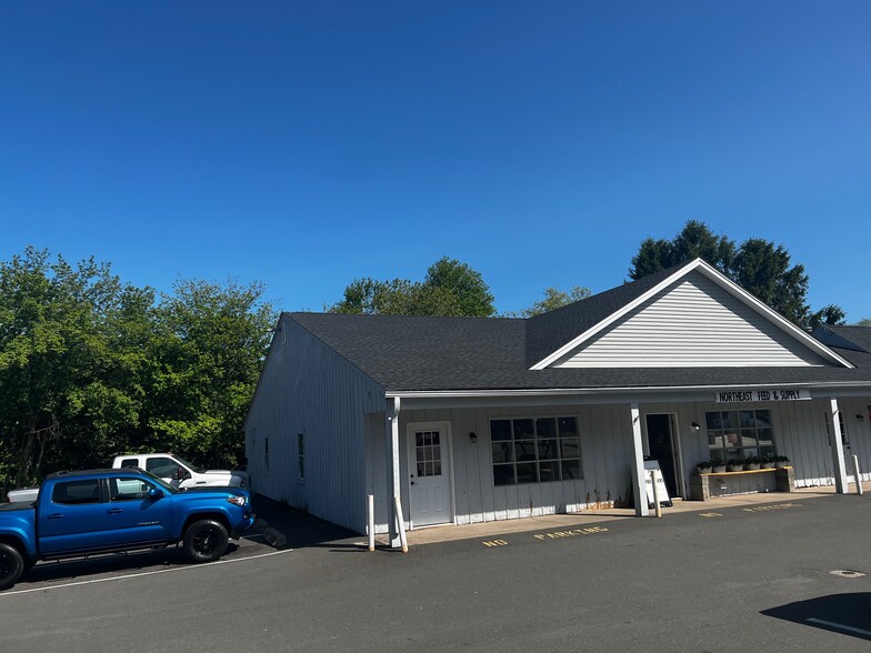 968 Killingworth Rd, Haddam, CT for lease - Building Photo - Image 1 of 9