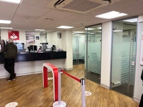 21 Wood St, Stratford Upon Avon for lease Interior Photo- Image 1 of 2