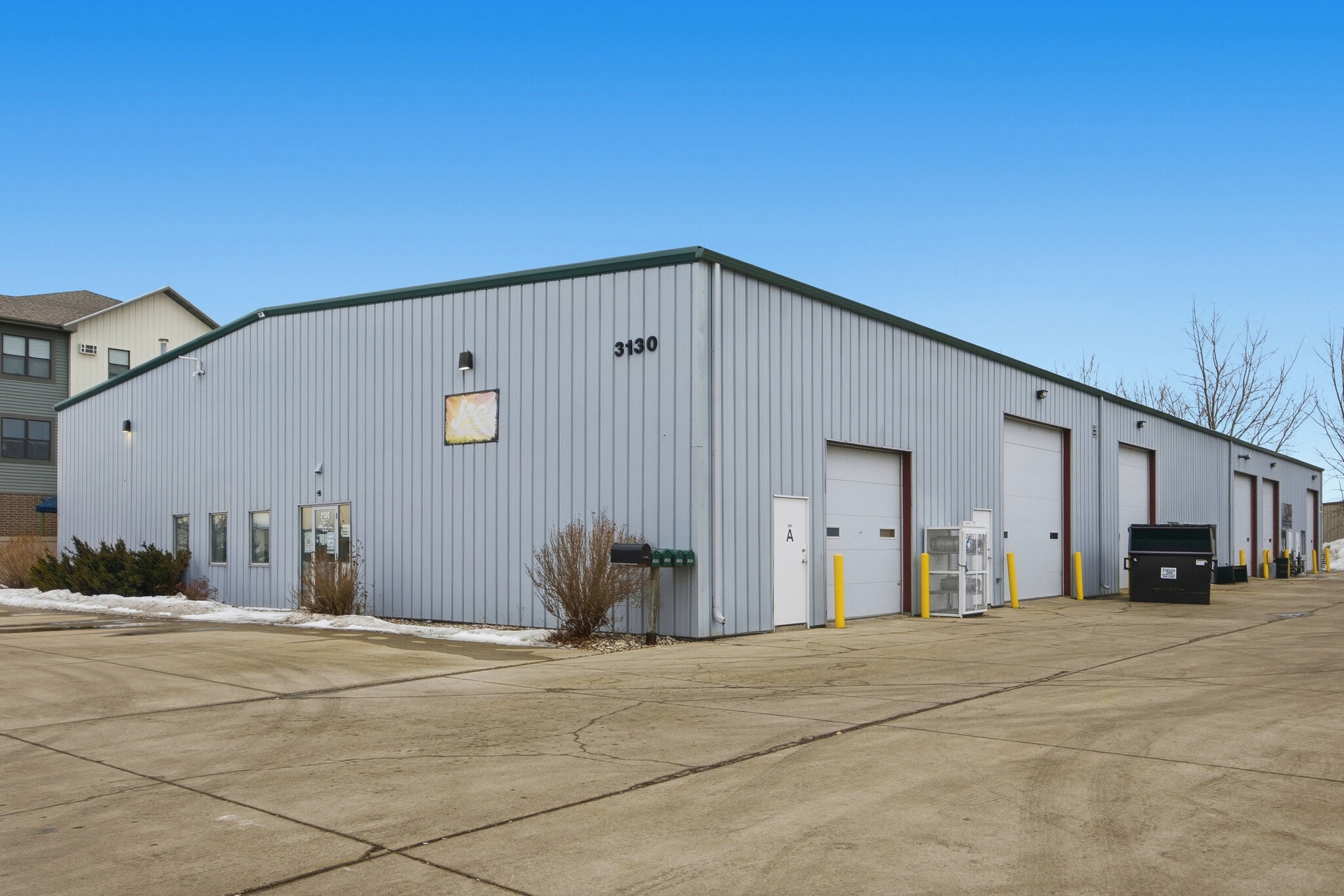 3130 S Fiechtner Dr, Fargo, ND for lease Primary Photo- Image 1 of 11