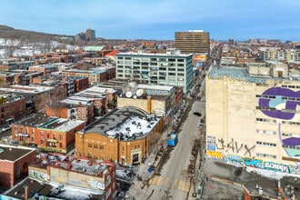 3960-3964 Boul Saint-Laurent, Montréal, QC - Aerial map view