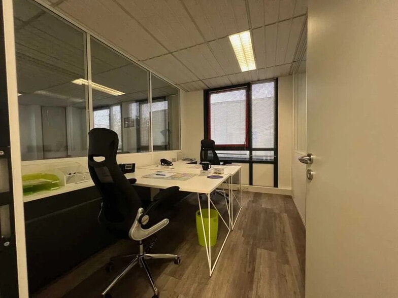 69 Rue De La Belle Etoile, Roissy-en-France for lease - Building Photo - Image 2 of 6