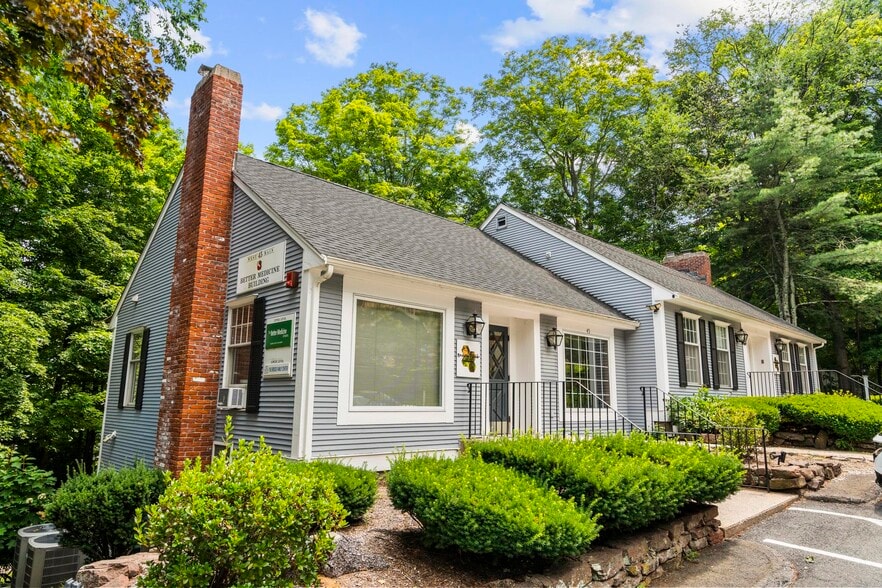 45 W Main St, Avon, CT for sale - Building Photo - Image 2 of 20