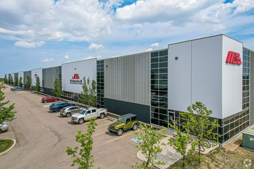 3006 51st Ave, Edmonton, AB for lease - Primary Photo - Image 1 of 4