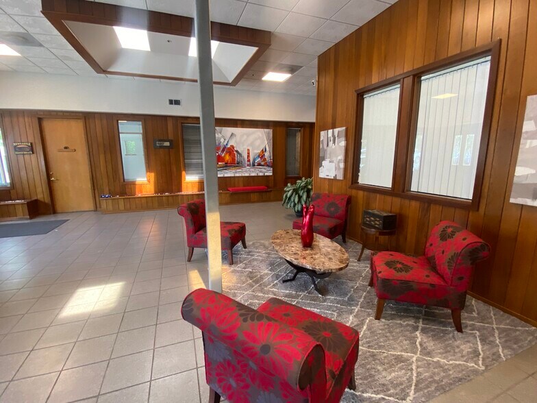 9244 Old State Hwy, Newcastle, CA à louer - Photo du bâtiment - Image 3 de 9