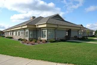 Plus de détails pour 200 Village Center Dr, North Oaks, MN - Bureau à louer