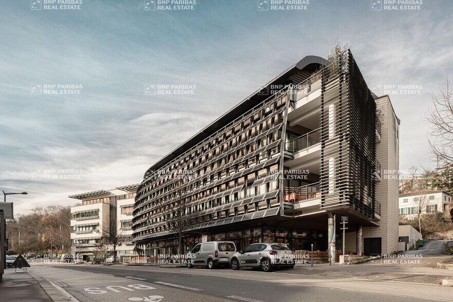 27 Rue Joannès Carret, Lyon for sale - Building Photo - Image 2 of 40