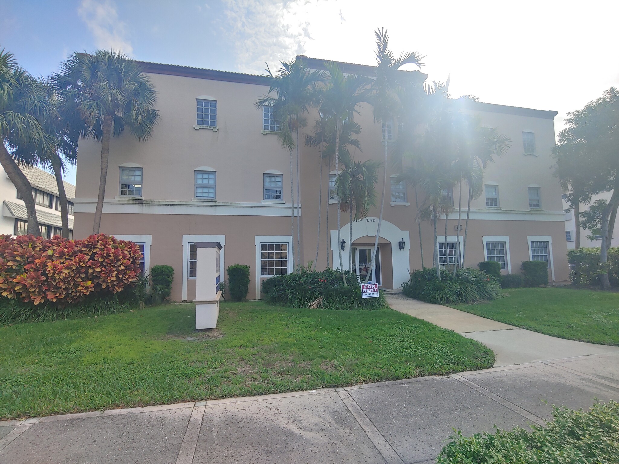 240 W Palmetto Park Rd, Boca Raton, FL for lease Building Photo- Image 1 of 15