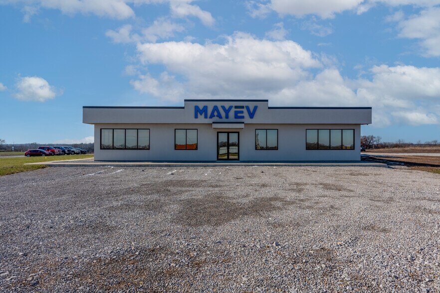 22800 Highway H, Sedalia, MO à vendre - Photo du bâtiment - Image 3 de 53