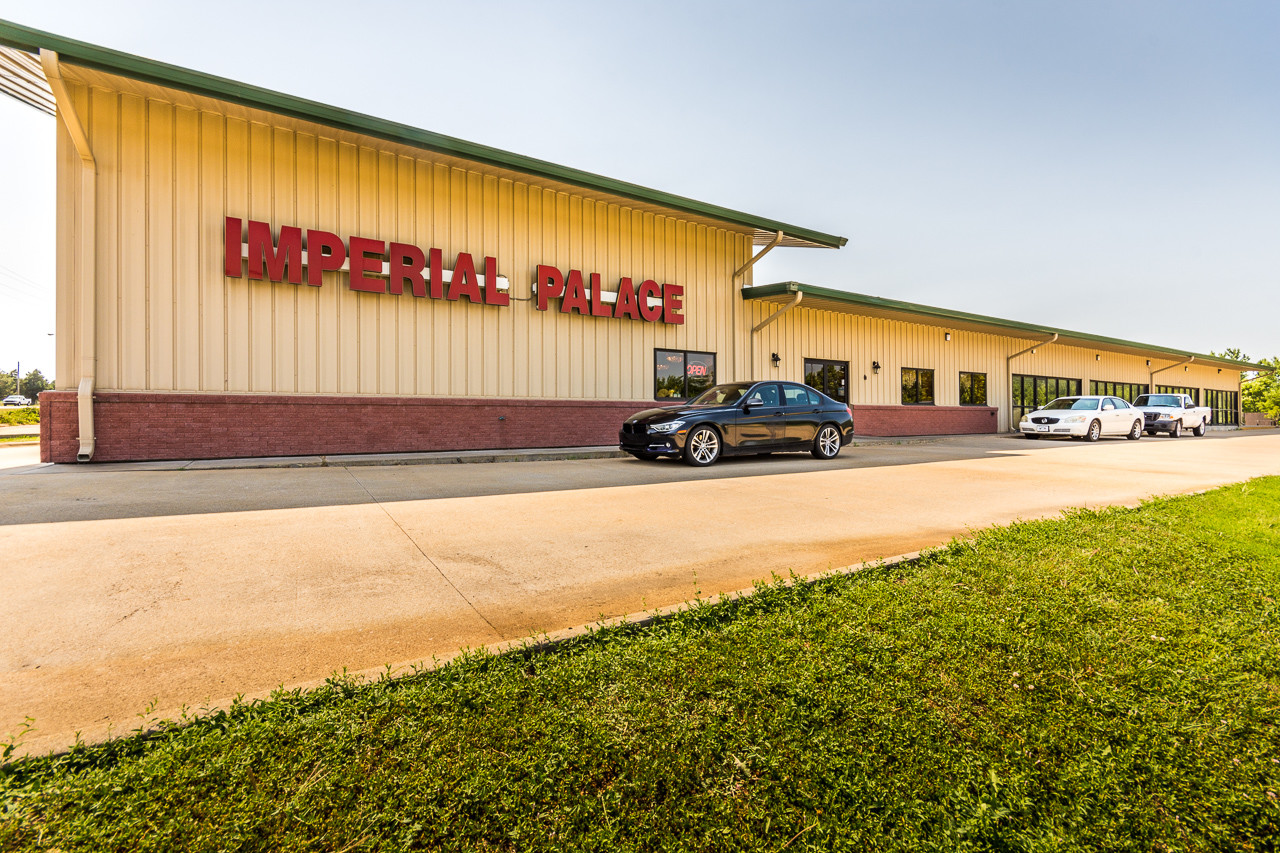 1701 Commercial Cir, Wamego, KS à vendre Photo du b timent- Image 1 de 1