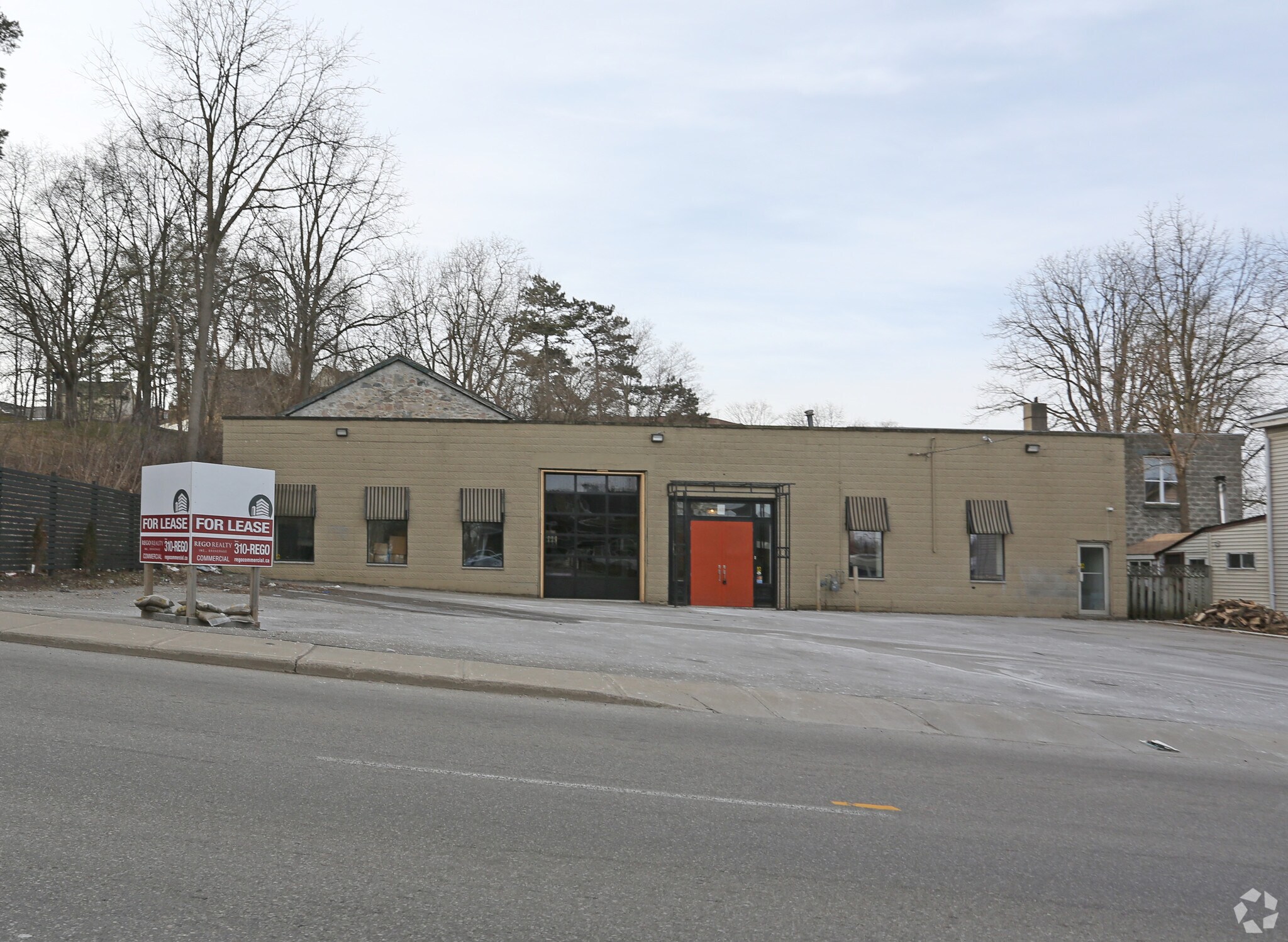 43 Concession St, Cambridge, ON à vendre Photo principale- Image 1 de 1