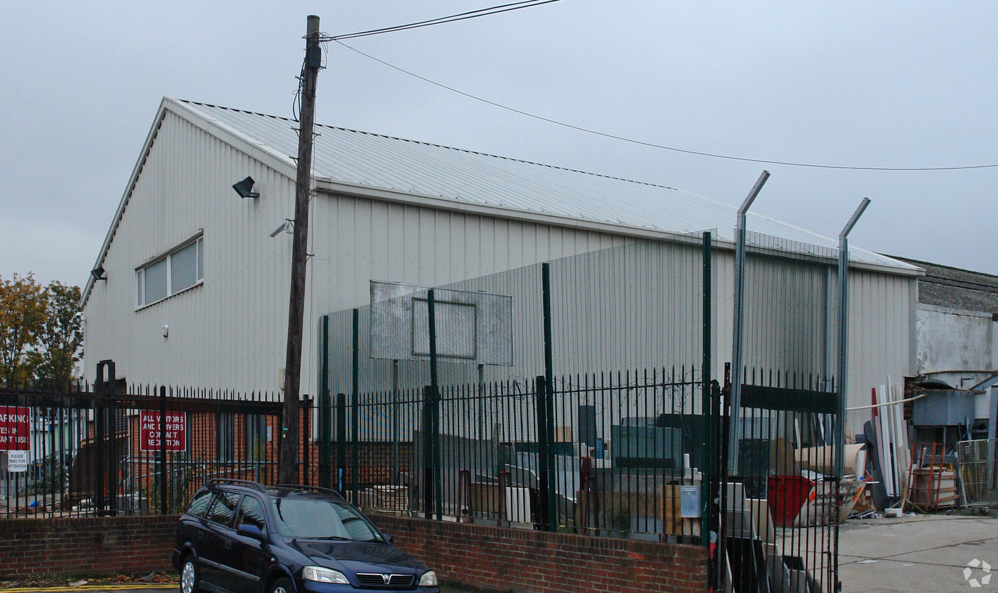 39-41 Markfield Rd, London for lease Primary Photo- Image 1 of 9