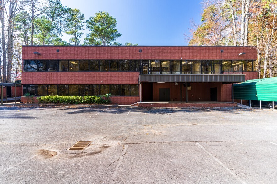 11420 Johns Creek Pky, Duluth, GA à louer - Photo du bâtiment - Image 1 de 21