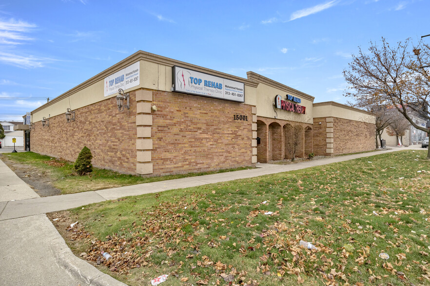 15001 Michigan Ave, Dearborn, MI for sale - Building Photo - Image 1 of 1