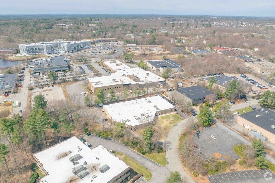34 Linnell Cir, Billerica, MA à louer - Aérien - Image 3 de 7