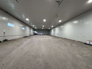 Plus de détails pour 683 Gardiners Rd, Kingston, ON - Industriel à louer