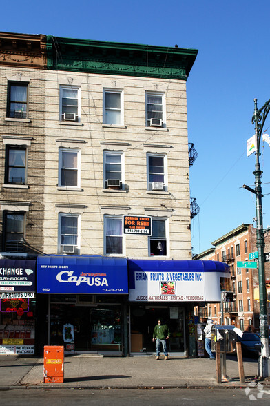 4602 5th Ave, Brooklyn, NY à vendre - Photo principale - Image 1 de 1