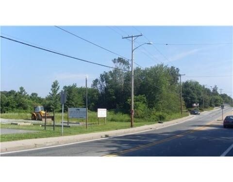 2222 Diamond Hill Rd, Cumberland, RI for sale Primary Photo- Image 1 of 2