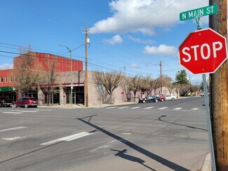 Plus de détails pour 137 NE 2nd St, Prineville, OR - Flex à vendre