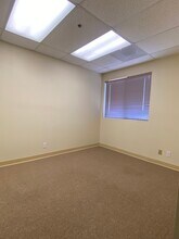100 Professional Center Dr, Novato, CA for lease Building Photo- Image 2 of 10