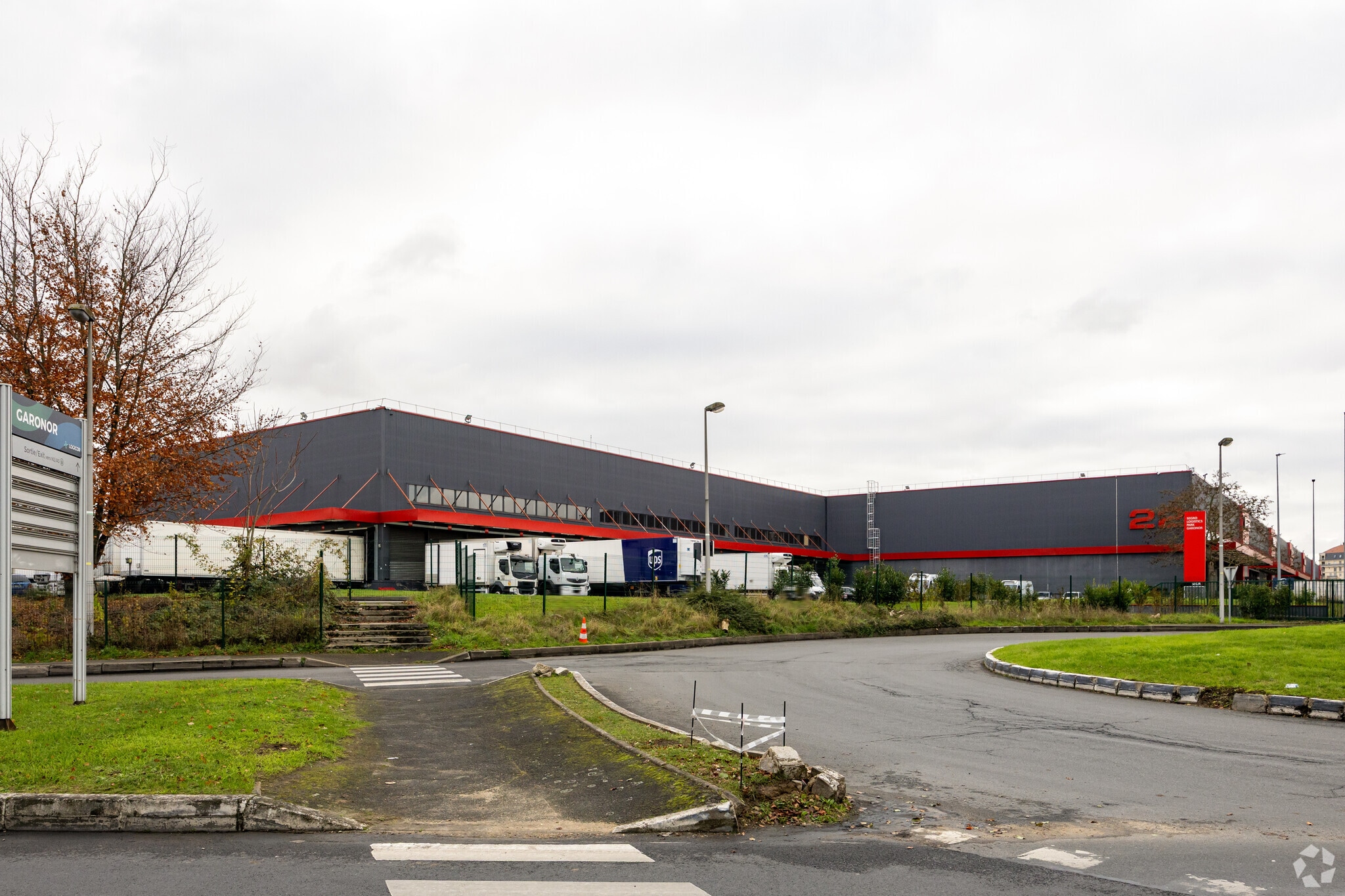 Rue Anatole Sigonneau, Le Blanc-Mesnil for lease Primary Photo- Image 1 of 7