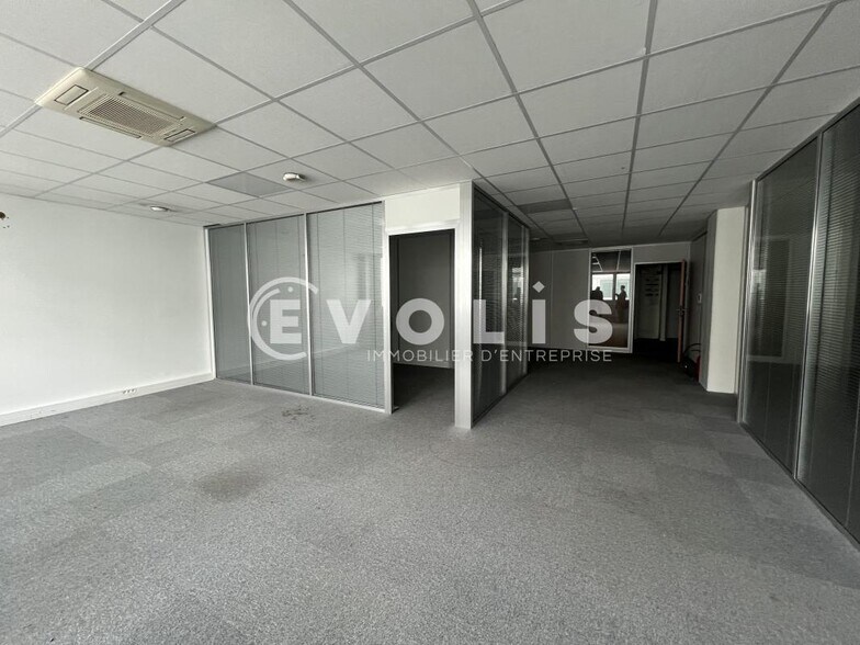 Bureau dans Villiers-sur-Marne à vendre - Photo intérieure - Image 1 de 10