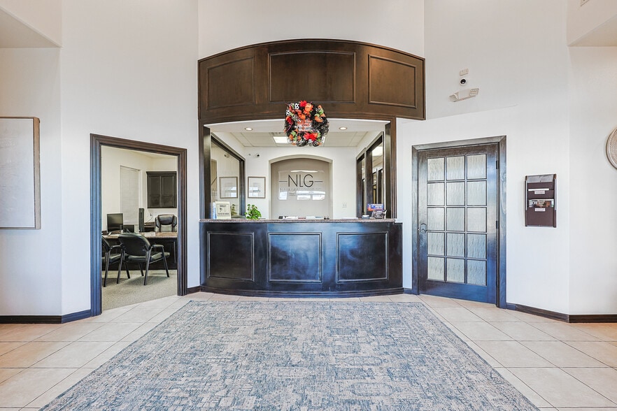 2001 W Nolana Ave, McAllen, TX for lease - Lobby - Image 2 of 30