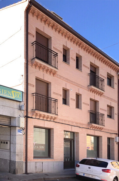 Calle Adrián Nodal, 4, Bargas, Toledo for lease - Primary Photo - Image 1 of 1