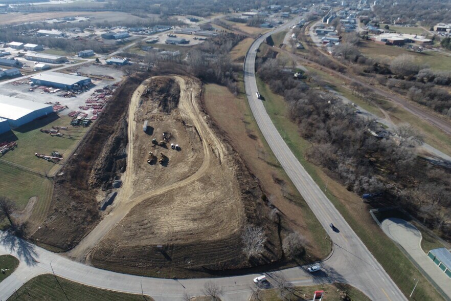 105 Eastgate Dr, Blair, NE à vendre - Photo du bâtiment - Image 2 de 5
