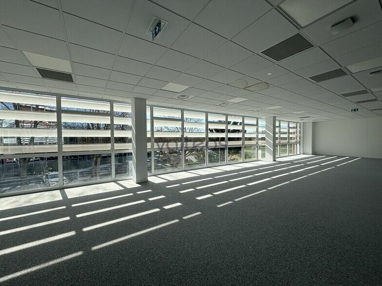 46 Rue Marco Polo, Labège à louer - Photo du bâtiment - Image 2 de 12